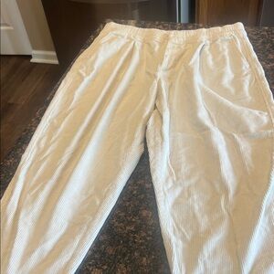 Gap cream, corduroy pants, extra large